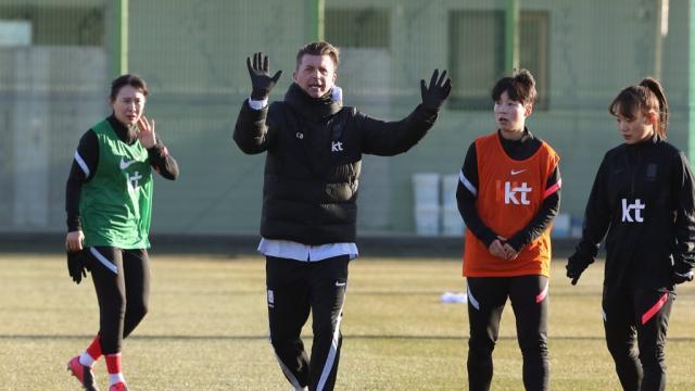 sofascore中文版下载-韩国女足主帅决心冲击奥运：让我们下月改写历史！