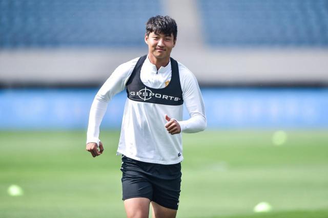 sofascore中文官网-郭田雨摘金童提升自信 99国青金童奖“帽子戏法”